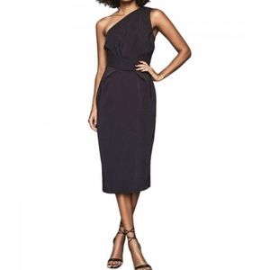 Reiss The Laurent One Shoulder dress
(NWT
in aubergine
$145 Size: 6 Reiss